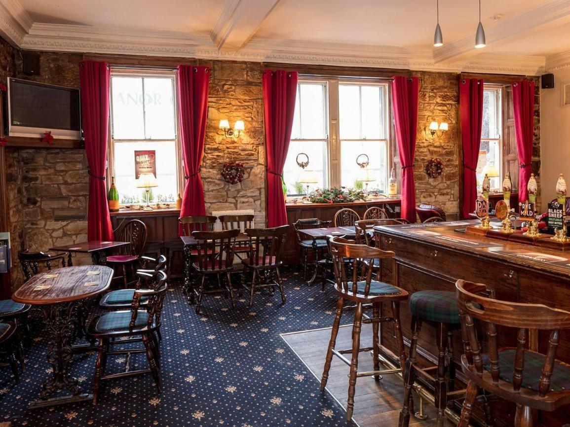 The Gordon Arms Hotel West Linton Esterno foto