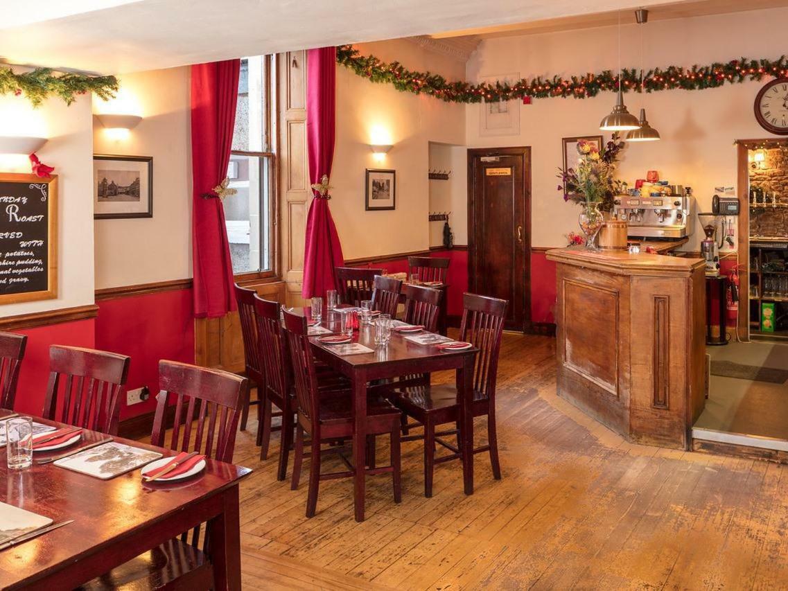 The Gordon Arms Hotel West Linton Esterno foto